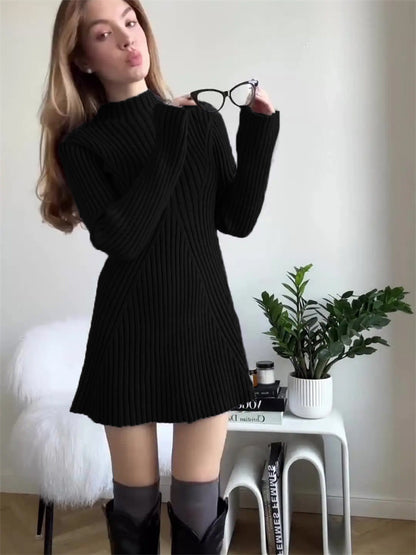 Robe pull moulante manches longues femme – courte et élégante